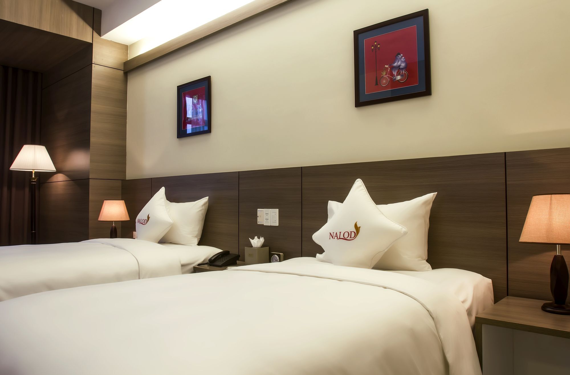 Hotel The Nalod Đà Nẵng Extérieur photo